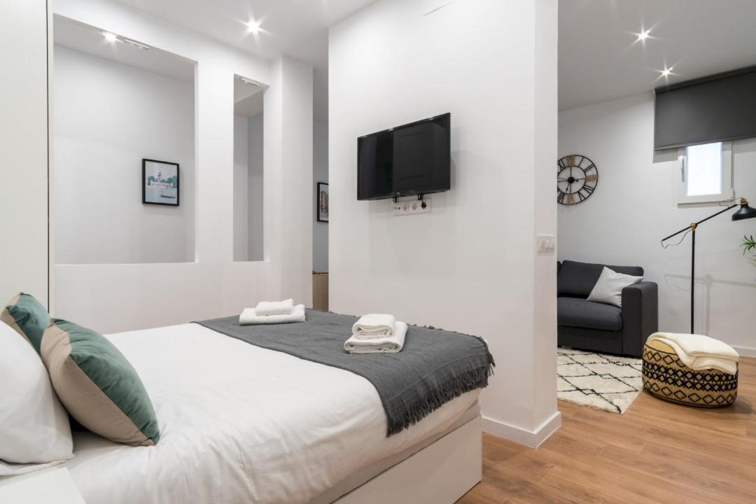 Modern Cozy - 1bedroom 1bathroom - Lavapies Apartament