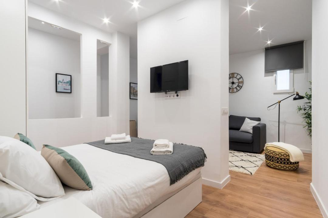 Modern Cozy - 1bedroom 1bathroom - Lavapies Apartament Madryt