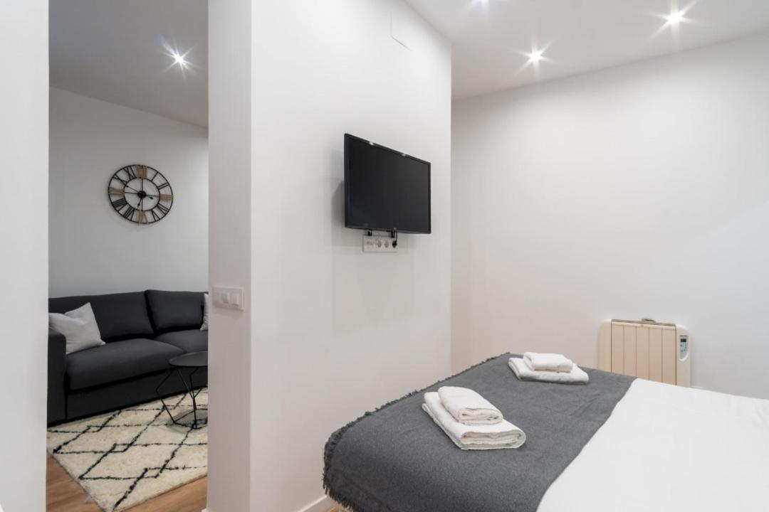 Apartament Modern Cozy - 1bedroom 1bathroom - Lavapies Madryt